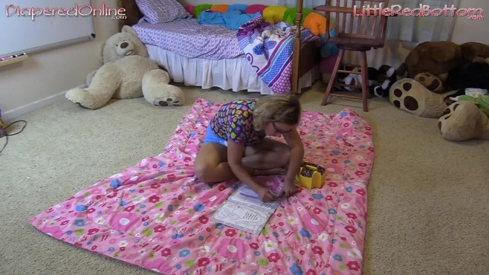 Diaperedonline2Red Red Coloring on Floor