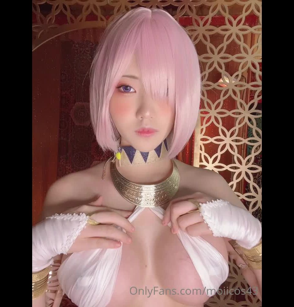 clip en línea 4 Moiicos43 0gsu26r3yivtk6oggejb3 fuente en adolescente