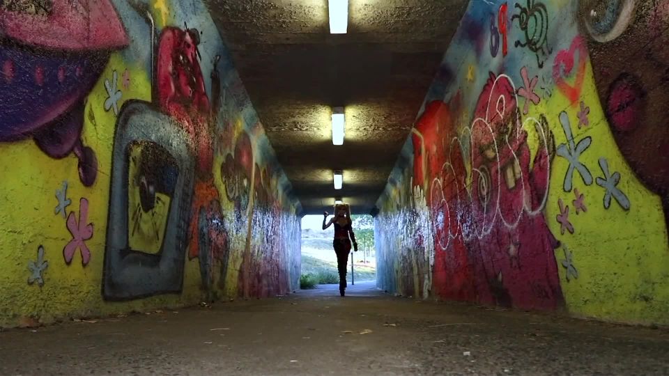 free online video 28 fetish kitsch Katie Banks – Harley Quinn Cosplay, fetish on femdom porn