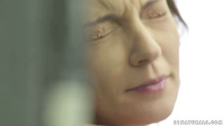 Video Barely Dressed  Julie Skyhigh 720p HD