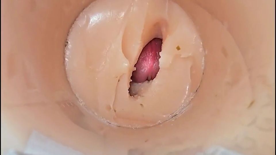 Big Dick cámara en el fondo apretado coño captura enorme explosión de esperma