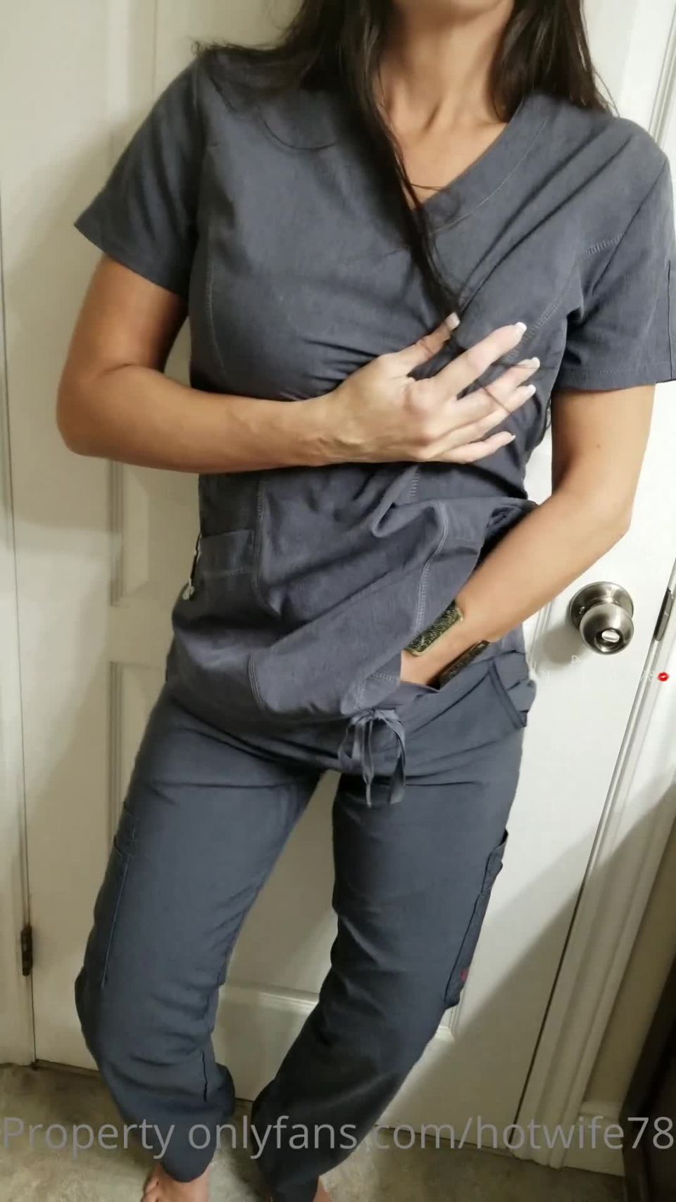 Hotwife venessa () Hotwifevenessa - who wants to fuck me with my scrubs on nurse venessa is here on duty to check ur vitals 12-12-2020