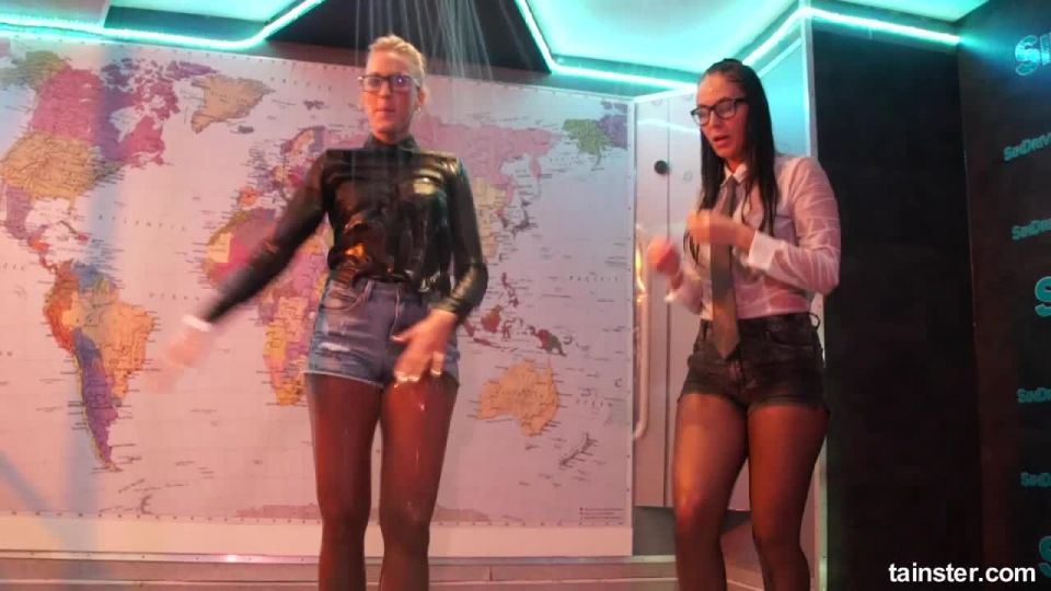 Tubo de porno ¡Qué mundo húmedo y maravilloso!