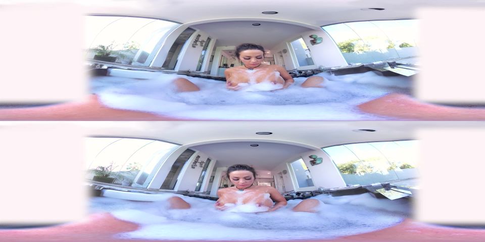 Online Tube VRHush presents Abigail Mac in Dont Go, Your Friends Can Wait - virtual reality