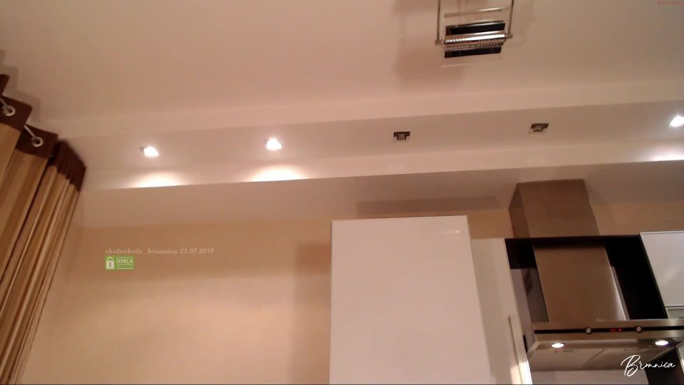 7435 Bronnica 21072019 0119 Chaturbato femenino