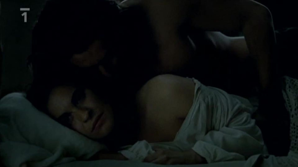 Bea Segura, Nuria Gago, etc – Serrallonga (2008) HD 720p - (Celebrity porn)