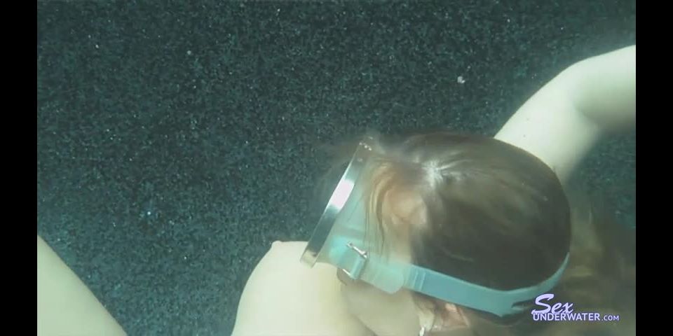 SexoUnderwater e0602 Vanessa Lee UW Modelo de entrenamiento (mp4)