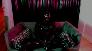 LatexKittyXXX - Can kitty play with her doxy without maki...
