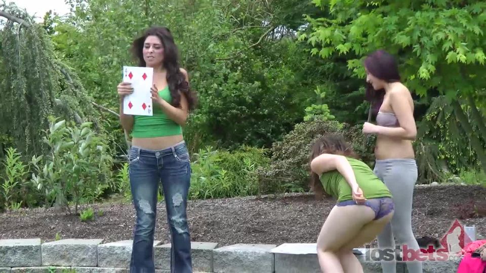 LostBets 294 tira alta tarjeta con Erica Fern y Anastasia HD (MP4, HD, 1280×720) en adolescente  adolescentes  adolescente