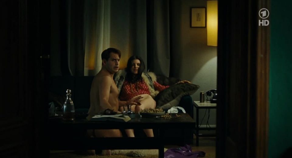 Lavinia Wilson, Anne Wallis de Vries, Eva Bay, Karoline Teska, Lisa Smit – Quellen des Lebens (2013) HD 720p!!!