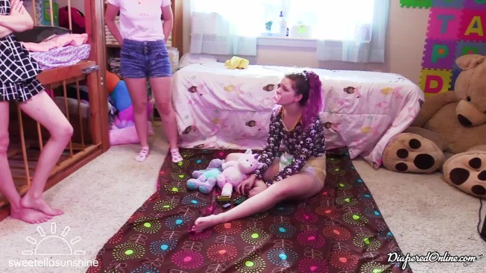 Diaperedonline2Stephanie Stephanie Día de castigo fin de semana