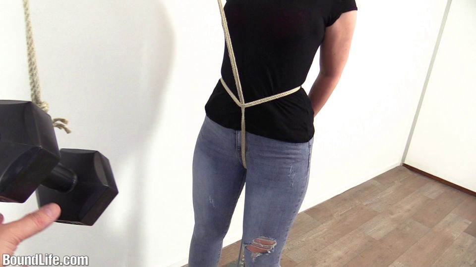 adulto xxx clip 47 Cuerda de entrepierna desafío de peso - bondage - bdsm porno porno manga bdsm