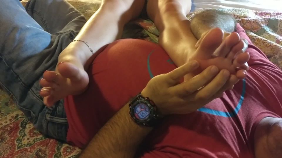 Onlyfans - Lou In Heels - Louinheelsobtención de un precioso masaje de pies xxx - 06-03-2018