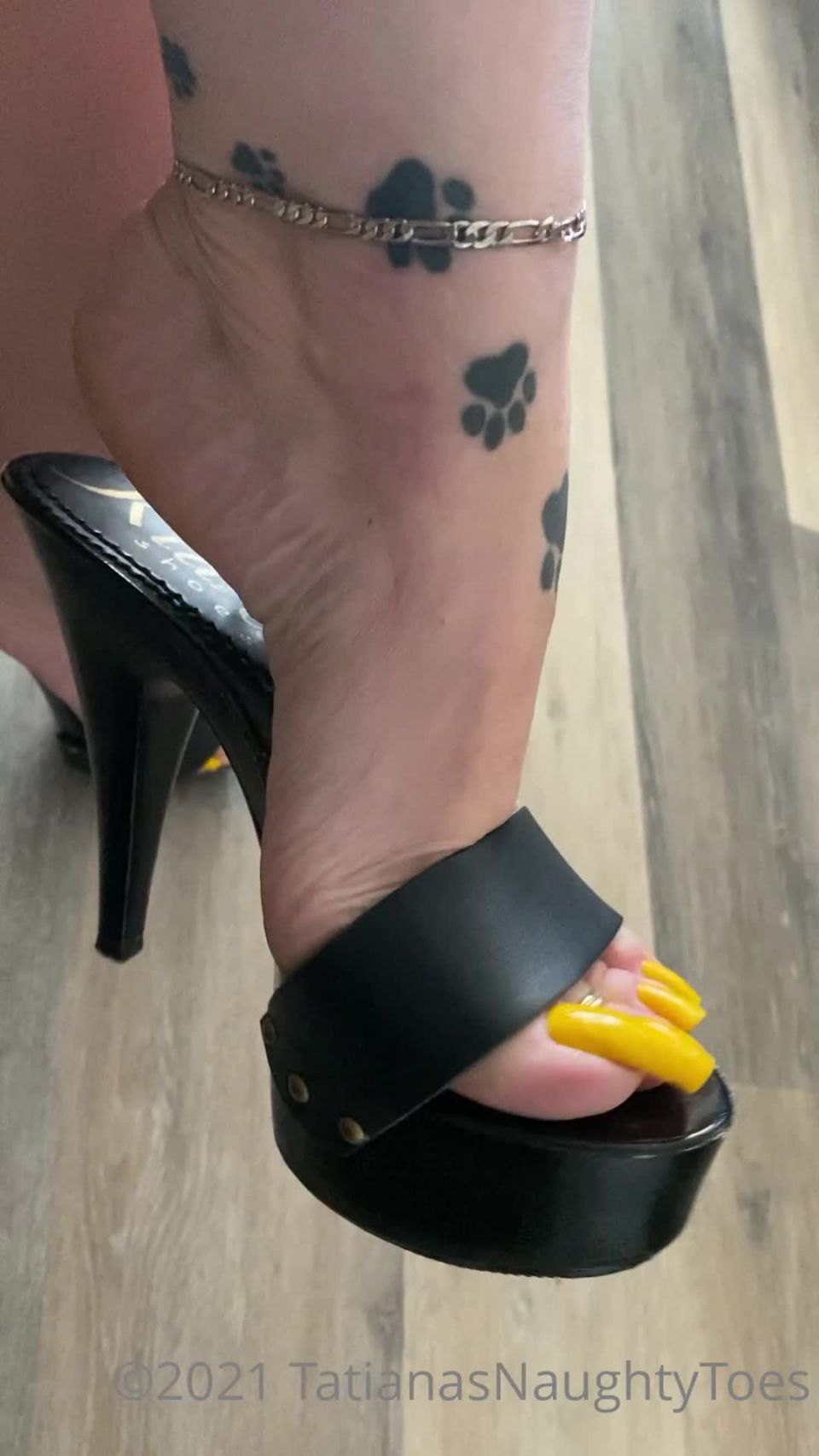 adult video 13 hentai sister sex TATIANA - tatianasnaughtytoes / Onlyfans Tatianasnaughtytoes - new march one more with my yellow long toenails and my black widows mules i 21-03-2021 - Black, hardcore on hardcore porn