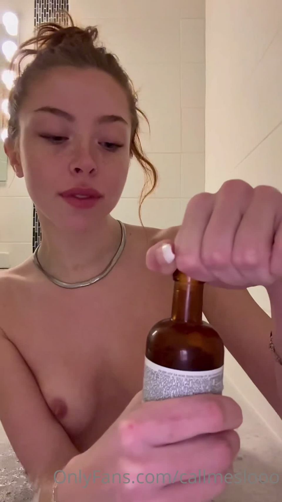 Savage video clip with  VIP (@callmeslooo).