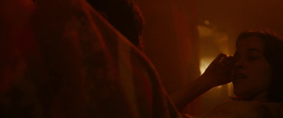 Hannah Murray, Dayle McLeod, Kayli Carter, Marianne Rendon, Julia Schlaepfer - Charlie Says (2018) HD 1080p - (Celebrity porn)