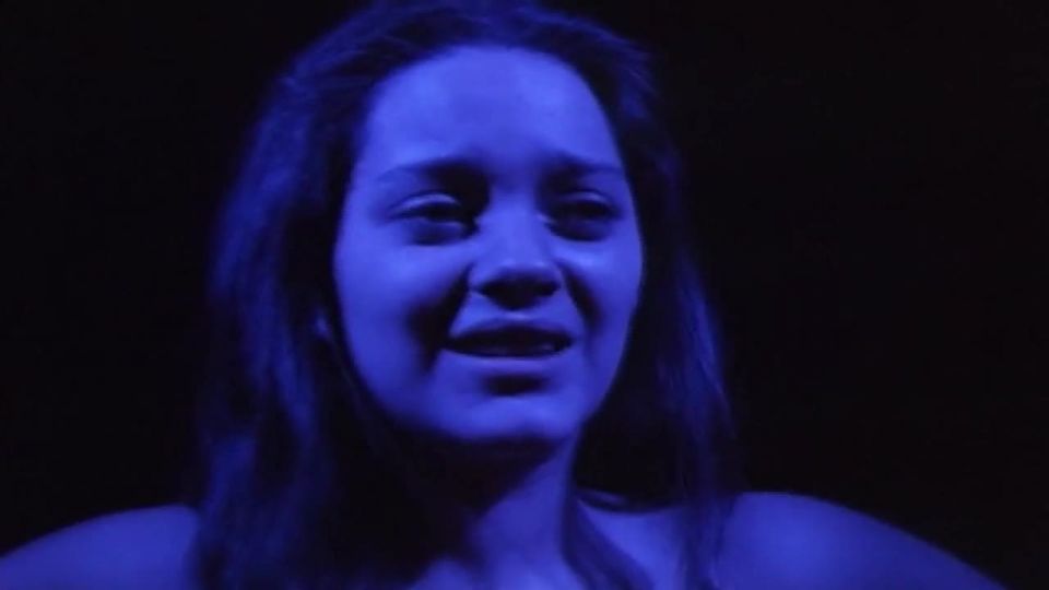 Marion Cotillard Desnudo - Chloe 1996