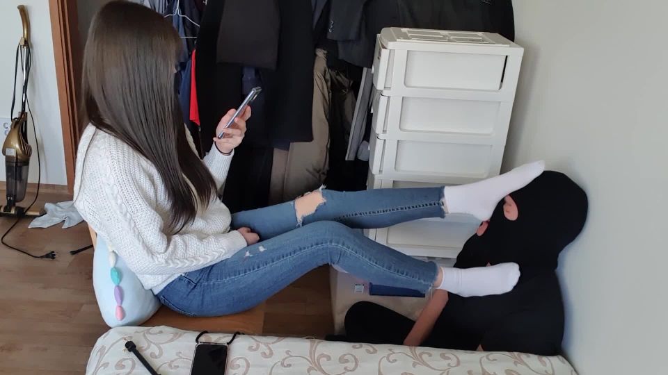 Princess New Spring - rugged Foot Domination movie.