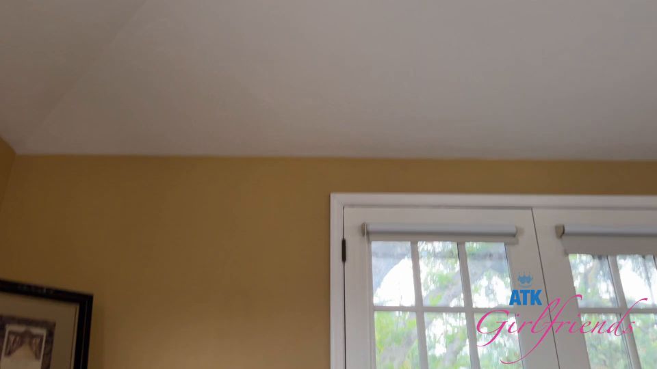 [GetFreeDays.com] Serena Hill BTS hardcore porn captions