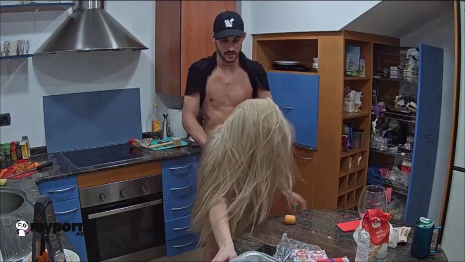 Reallifecam - Blonde Guest Girl Have Quick Sex From Behinde On The Table And Blowjob On Floor 26.10.2024 720P - Amateur