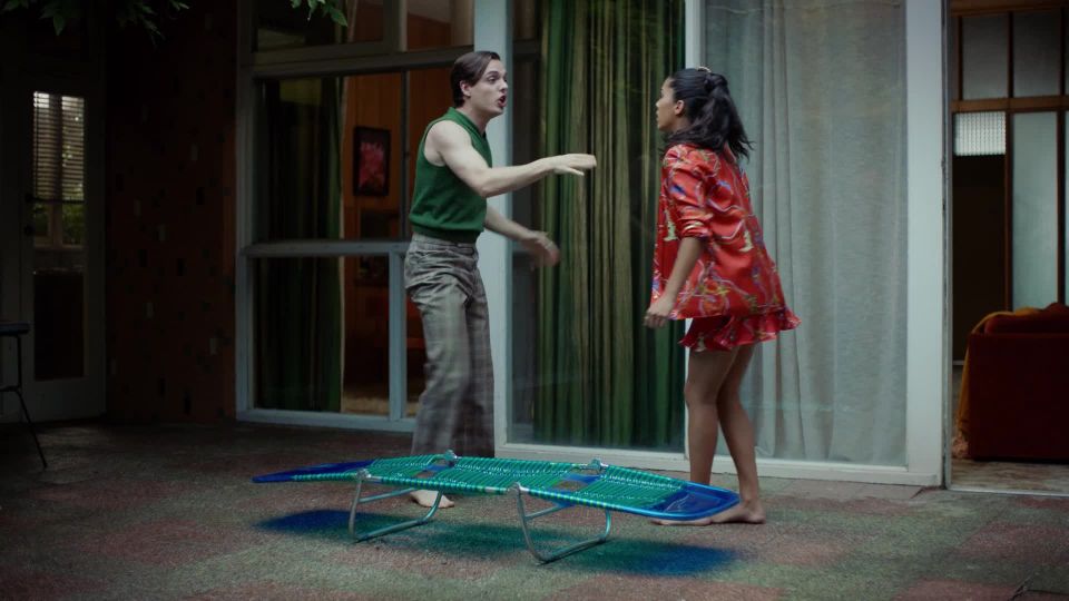 Naomi Higgins, Olivia Junkeer - Why Are You Like This s01e01-06 (2021) HD 1080p - [Celebrity porn]