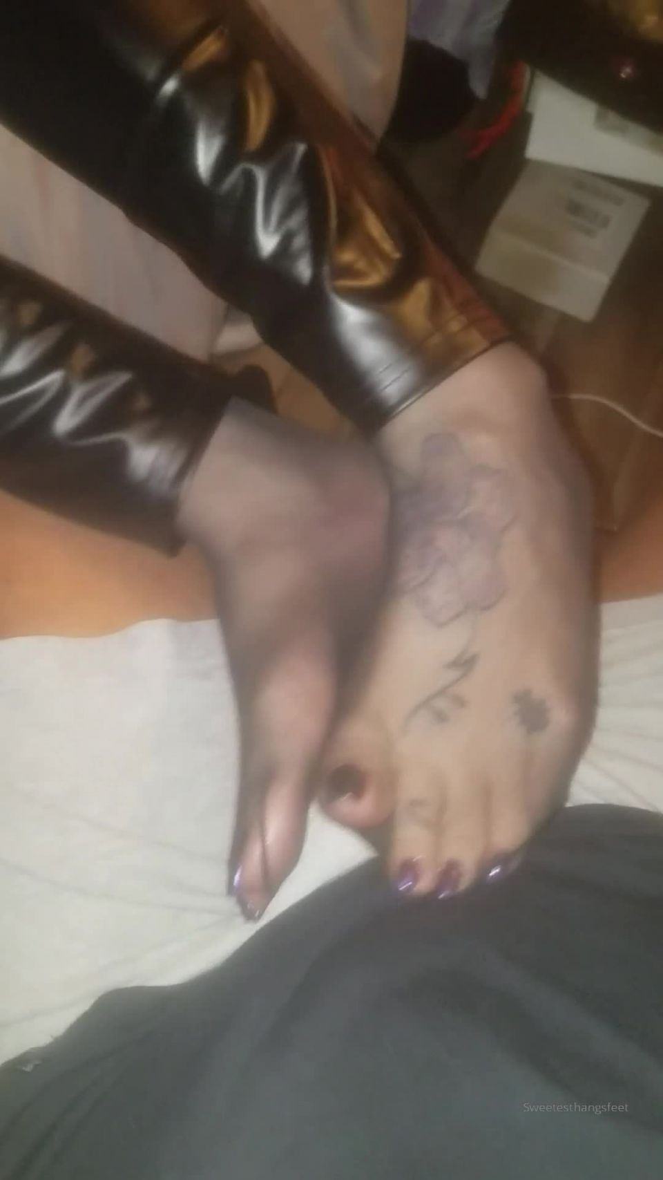  sweetesthangsfeet  15232219 a video he took of me messing around lol he sent, feet on feet porn