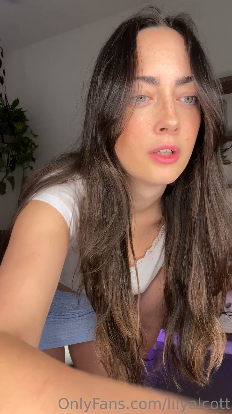 RE: Descubre la última aventura de cine para adultos esta noche