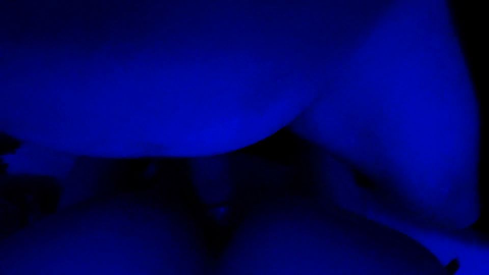 EstefaniaErotica Seducing Pleasure in German FullHD 1080p