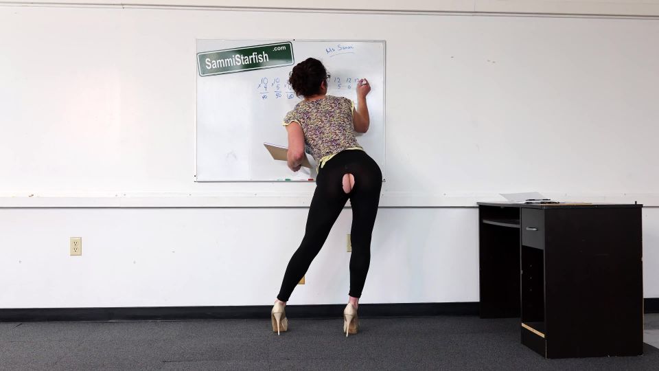 Sammi Starfish – Teacher Wardrobe Malfunction Milf