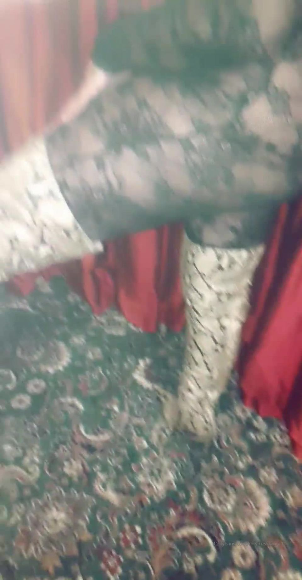 Miss Laura - mistresslaura11 () Mistresslaura - clip worship my sexy thigh high boots succumb and submit you weak pathetic loser 11-11-2019