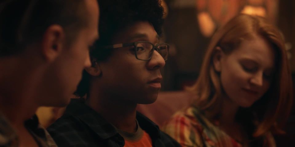 Taylor Foster - Estimados blancos s01e02 (2017) HD 1080p!!!