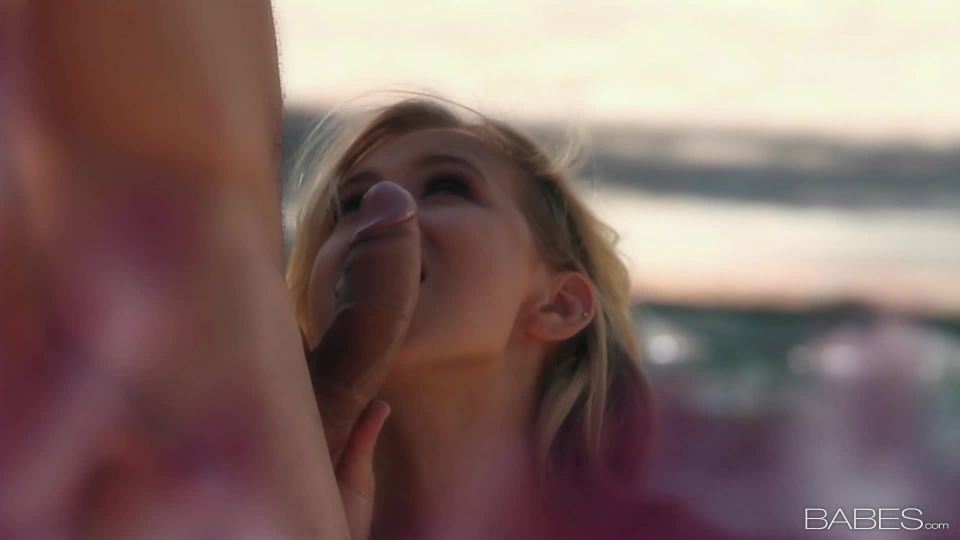 Babes - Alanna Anderson - A Summers Day Delight  on blowjob porn 