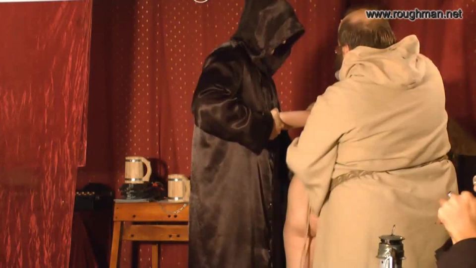 RoughManSpank red RoughManSpank 2013 muestra Inquisición