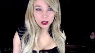 Kylie Star Smokin Hot CEI.