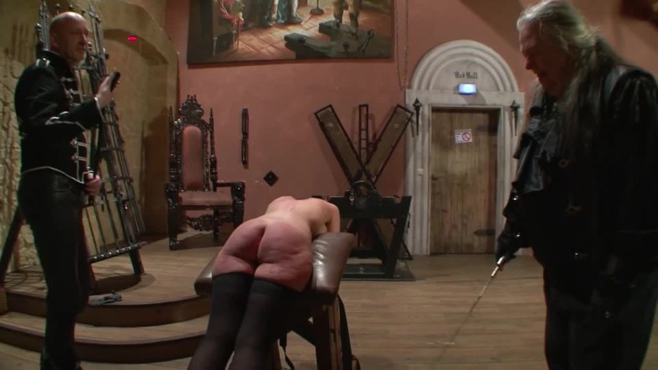 free online video 11 German BDSM- Slap her ass | slave | fetish porn bdsm strapon mistress