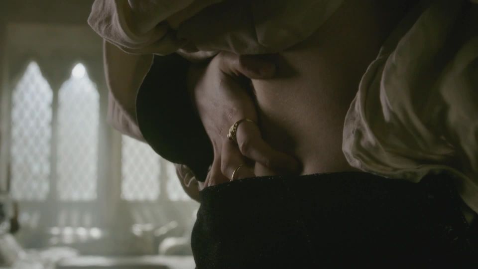 Amy Manson, Jodie Comer – The White Princess s01e06 (2017) HD 1080p - (Celebrity porn)