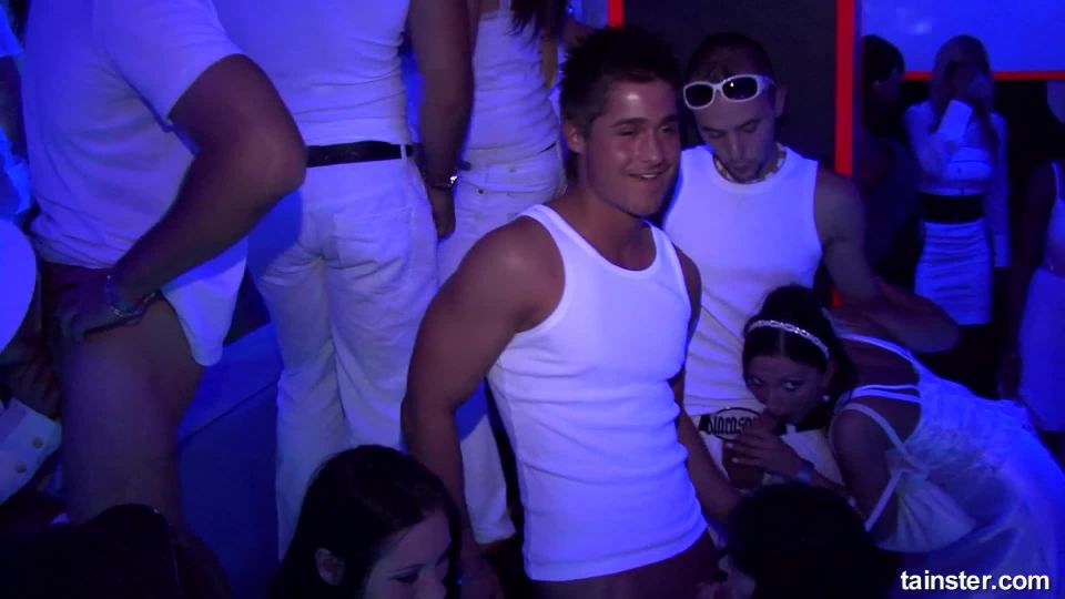 Tubo de porno Sensación blanca Parte 2 — Edición principal