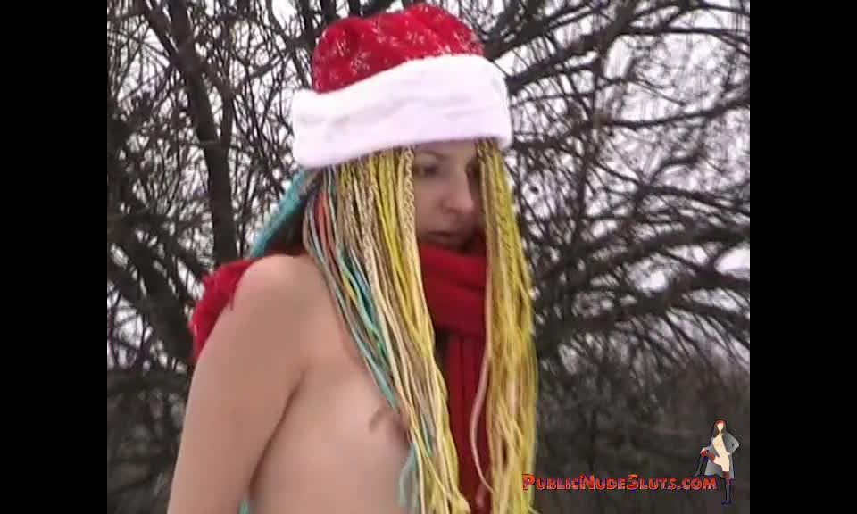 PublicNudeSluts Kasper 001 (mp4)