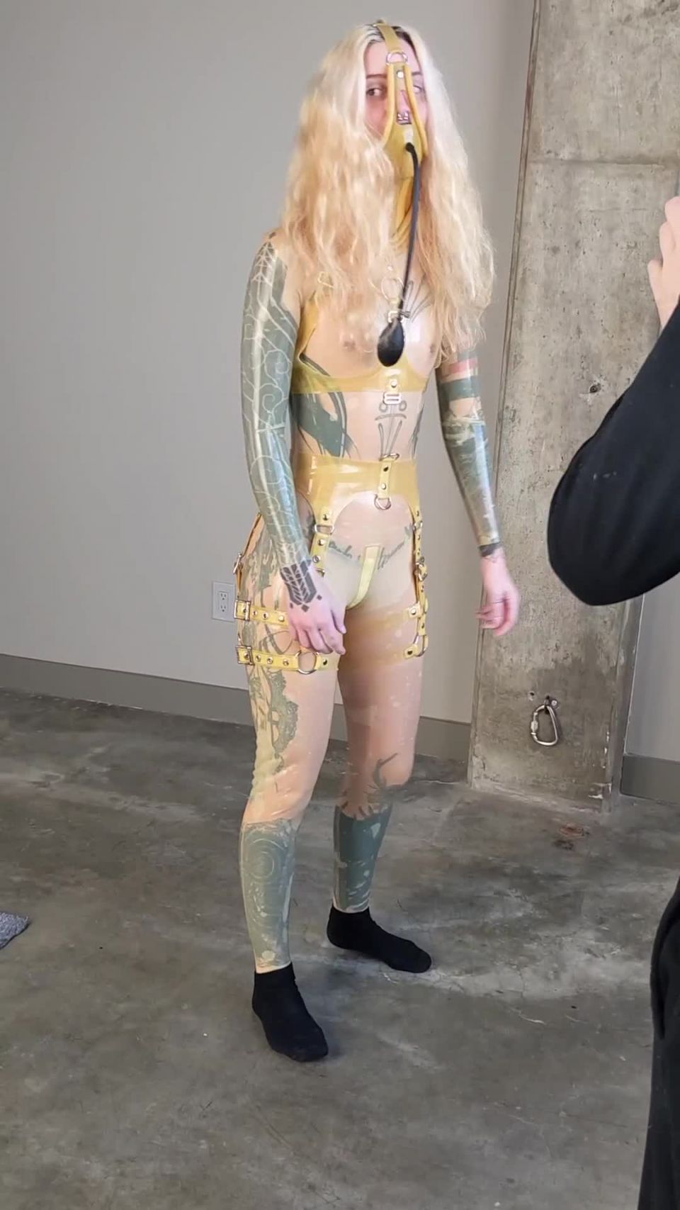 Mbot - mdollbot () Mdollbot - dance monkey dance thecamdamage provides outtake entertainment ps lot of audio is mut 04-03-2021