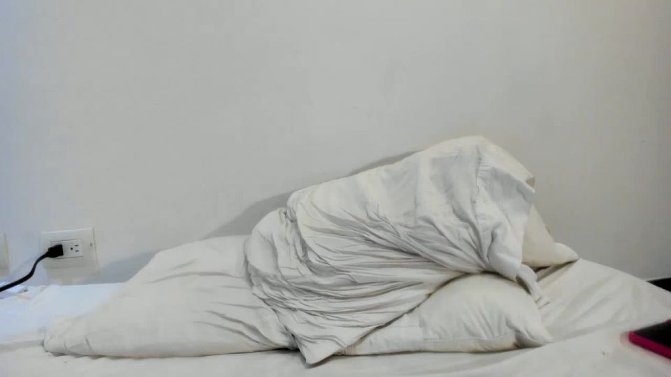 Shemale Webcams Video for April 30, 2020 – 01 Webcam!