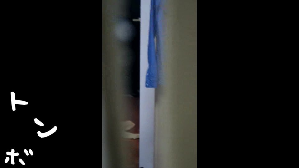 clip 32 kt-joker tom021_00 【美女達の私生活に潜入】リアル盗撮　北欧留学生一人暮らし部屋ヌード on japanese porn 