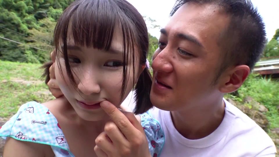 Kana-chan, Kana Yura, una hermana mayor que ofrece su coño a (público) Yura Kana