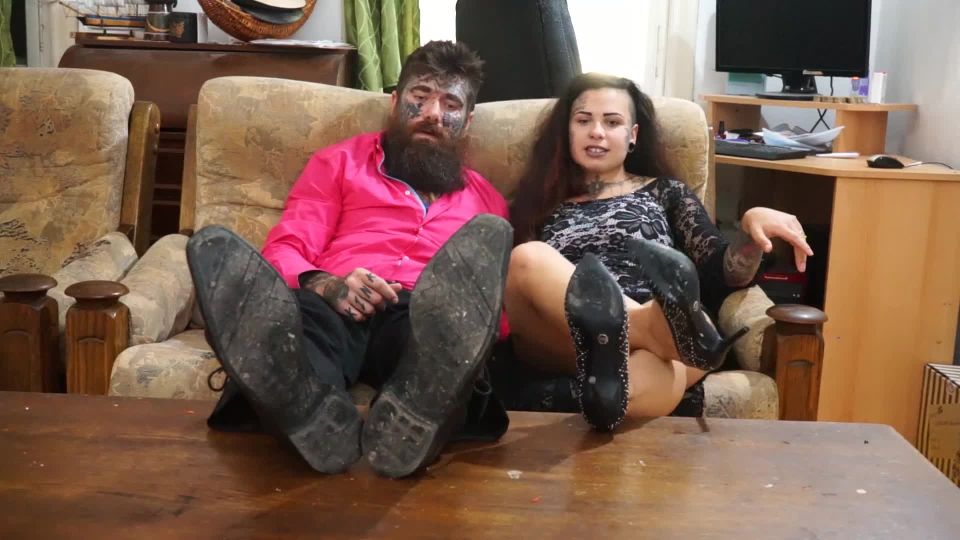 free video 44 GymBabe – Cuckold School Lick Our Dirty Shoes | shoe fetish | fetish porn foreskin fetish