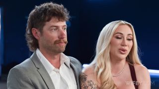 Brianna y Phillip - Curvy Rubia Hotwife toma masiva...