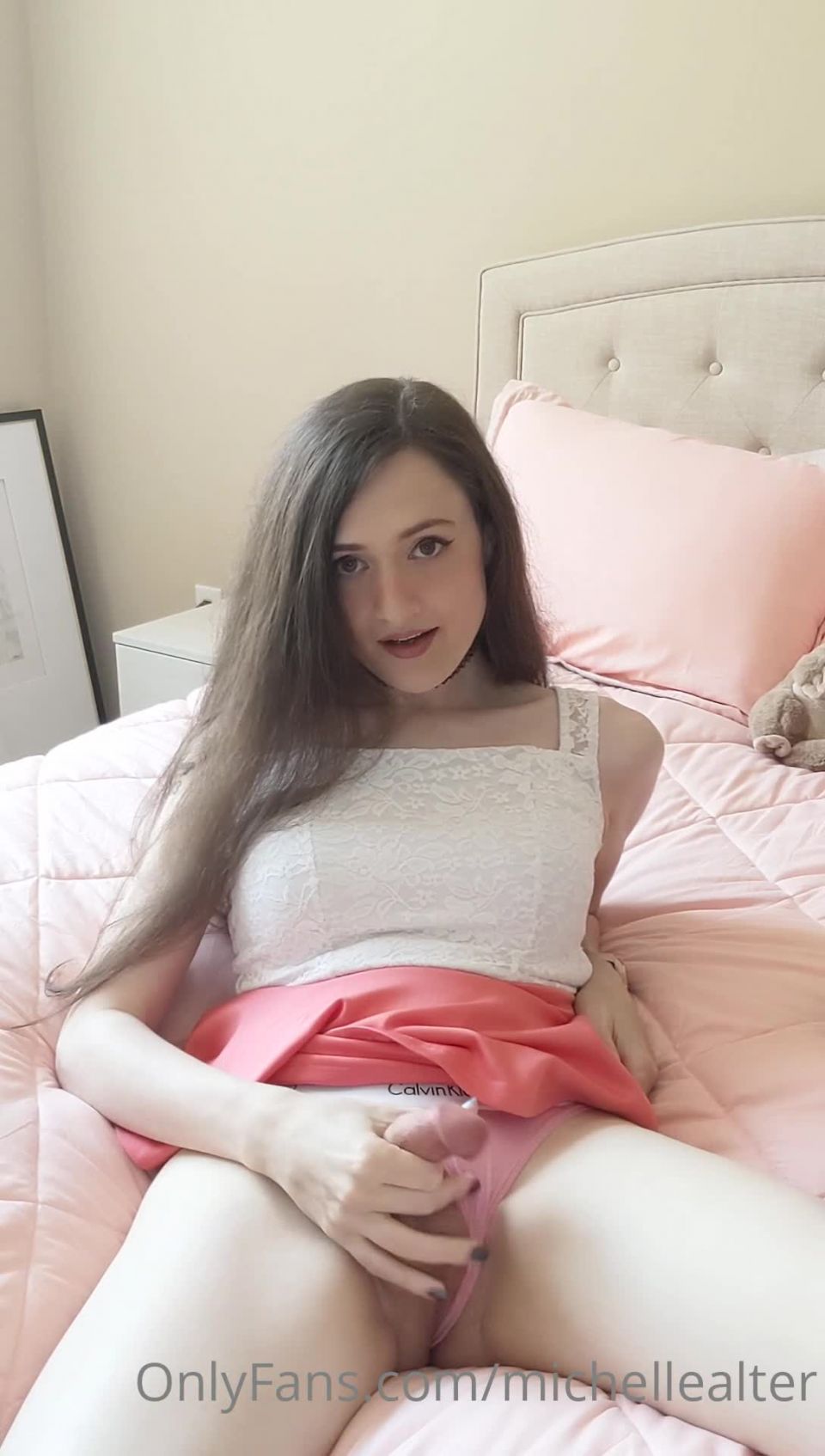 porno poper con Michelle Alter (@michellealter).