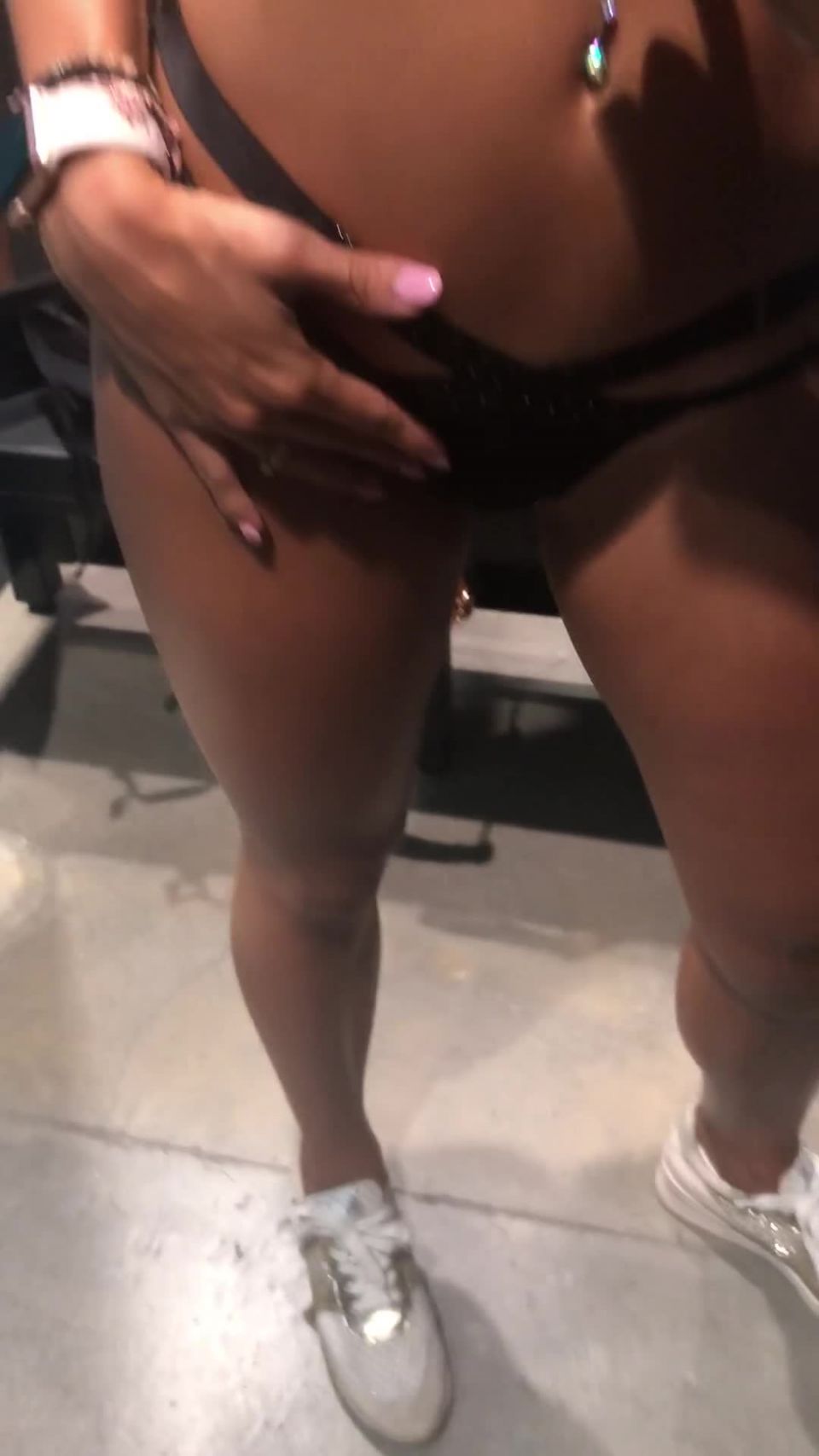 missvibes  Black is always my favorite on milf porn 