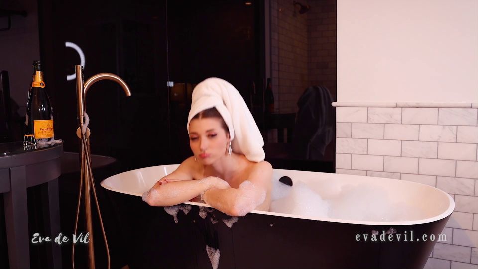 [K2S.CLUB] EvaDeVil - Luxury Worship - FullHD 1080P