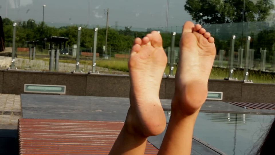 xxx video 19 ALEXIAS SWEATY SEXY FEET, family fetish on femdom porn 