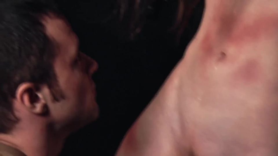 Deadly reportingl(Fetish porn)