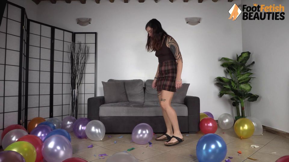 Lilith R. - Irritated Babe Stomps Her Lovely Feet To Pop The Balloons On The Floor - Foot Fetish